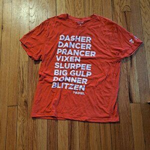 7 eleven Christmas themed t shirt